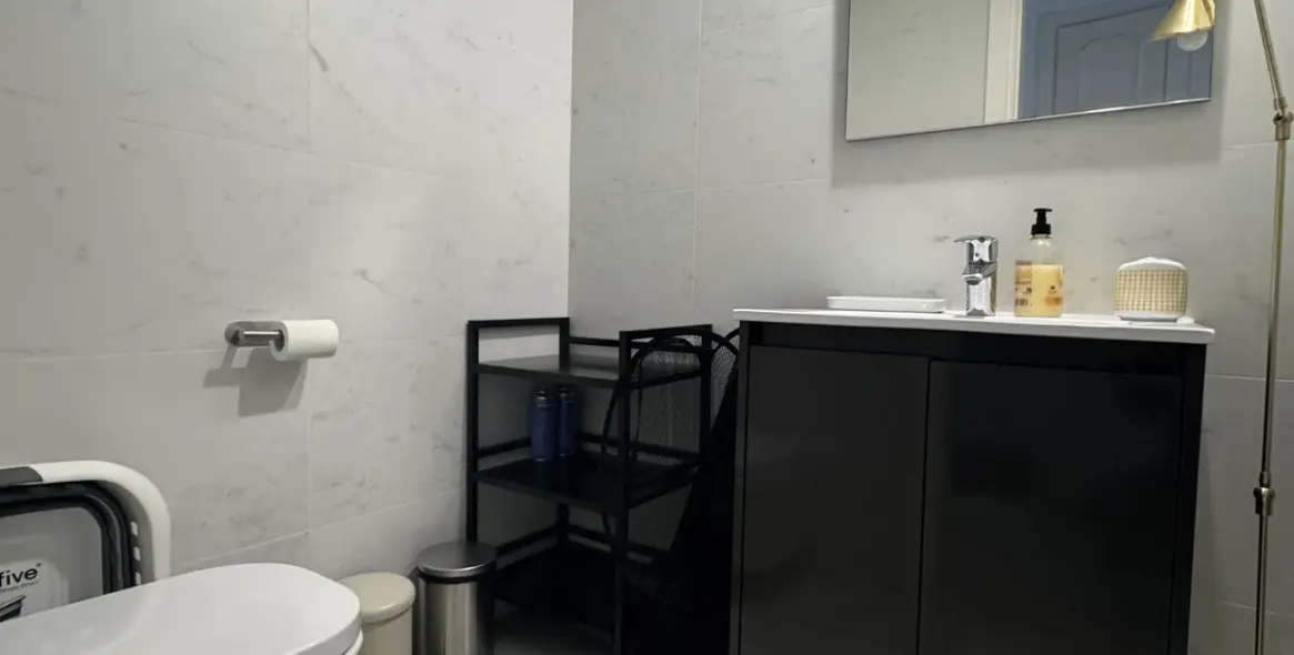 Sale of ground floor apartment in Marbella 11