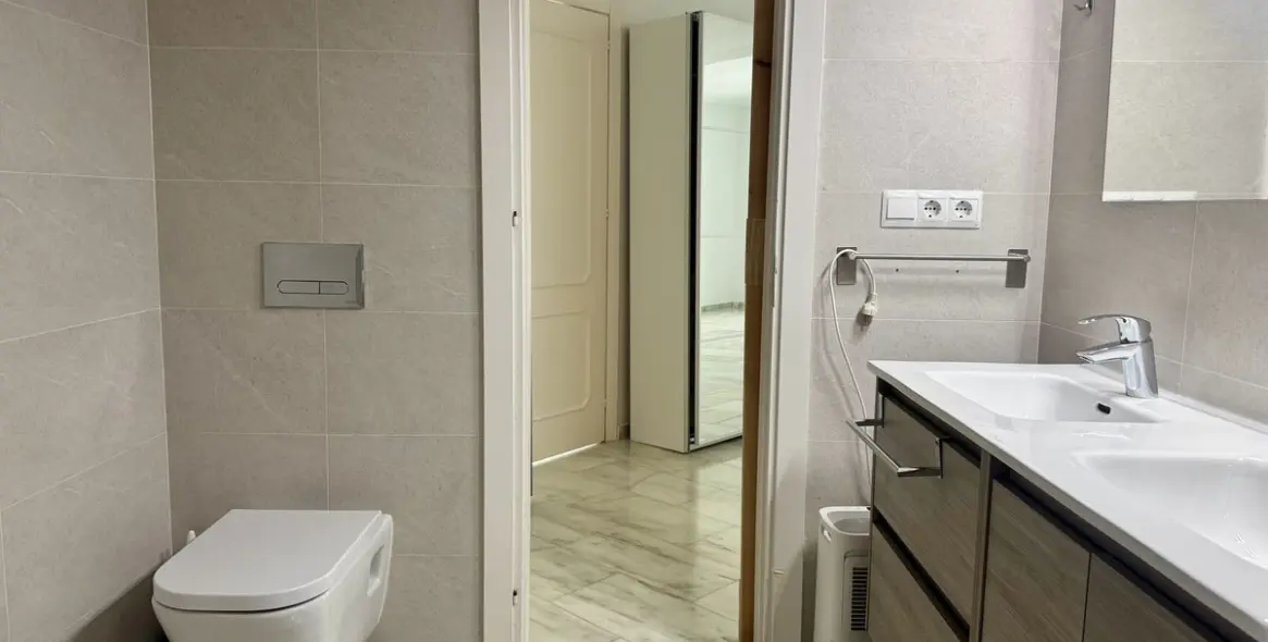 Sale of ground floor apartment in Marbella 18