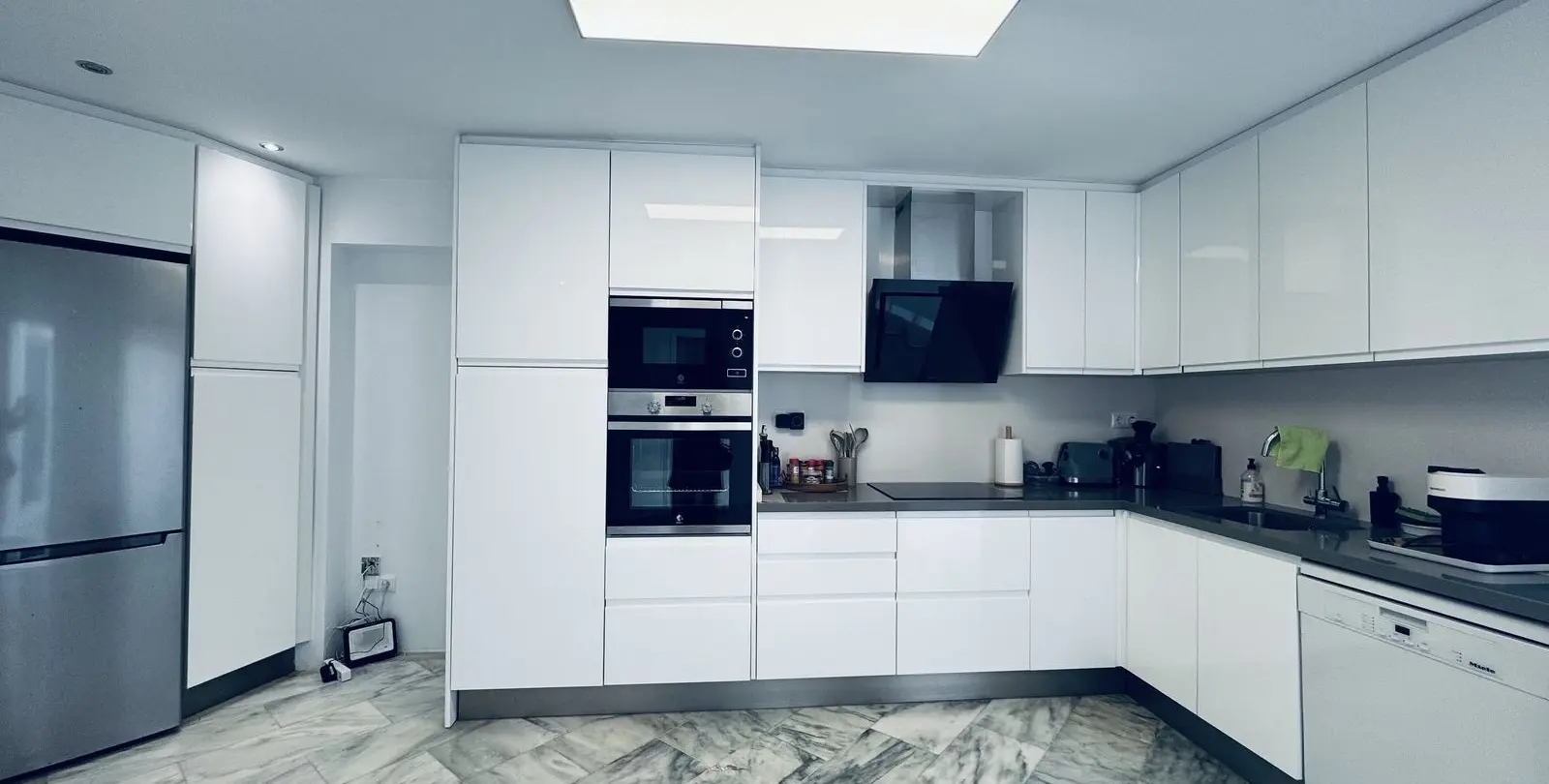 Sale of ground floor apartment in Marbella 6