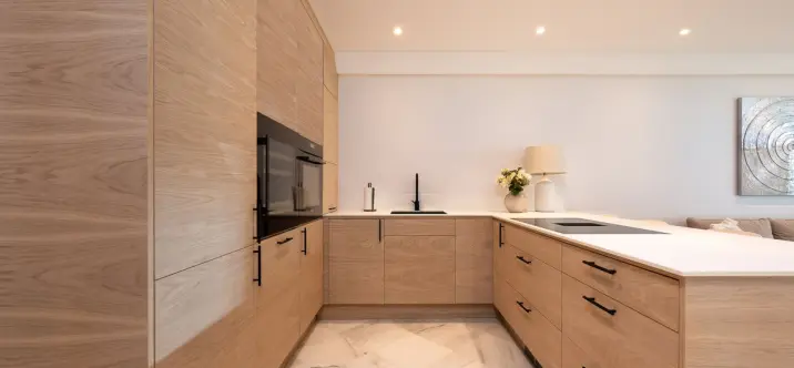 Sale of middle floor apartment in Marbella 3