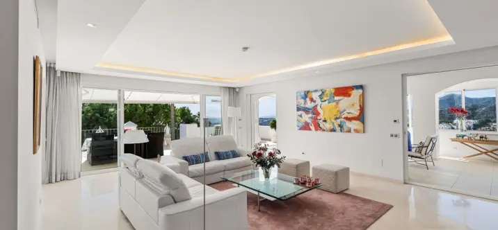 Sale of duplex in La Heredia 1