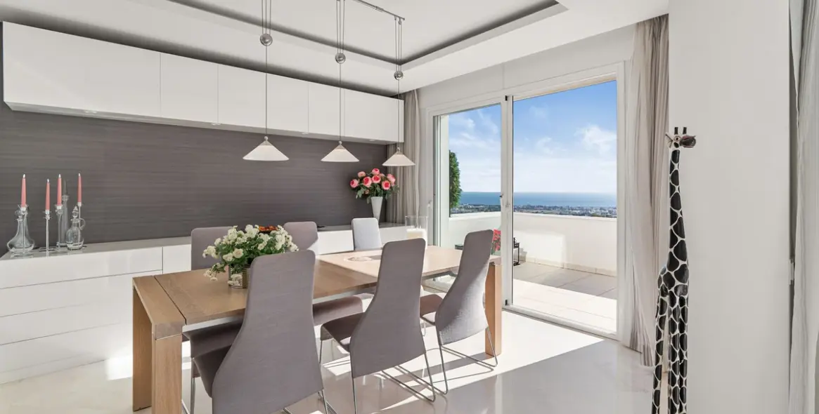 Sale of duplex in La Heredia 3