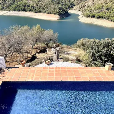 Sale of detached villa in Istán