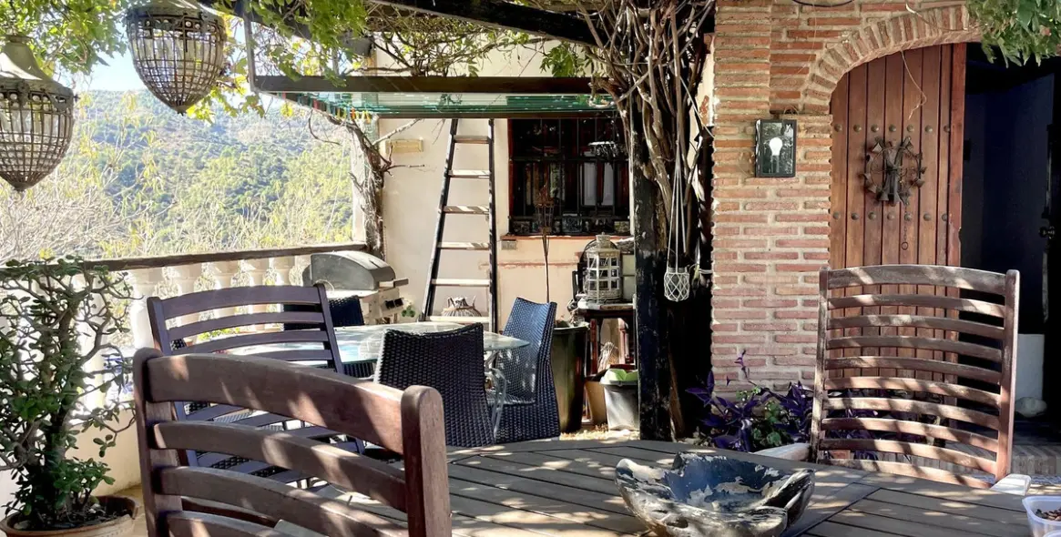 Sale of detached villa in Istán 9