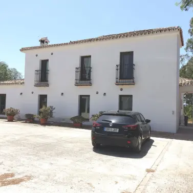 Sale of detached villa in Valtocado