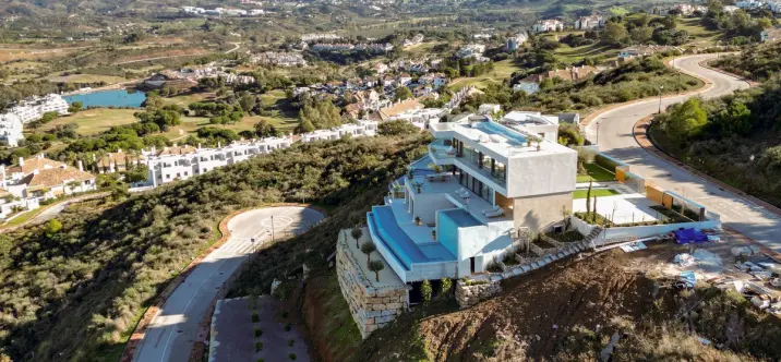 Sale of detached villa in La Cala Golf 4