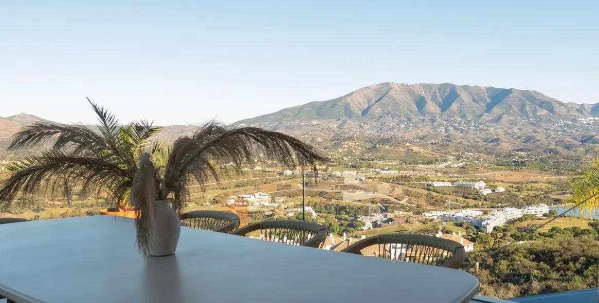 Продажа  отдельно стоящей виллы в La Cala Golf 23