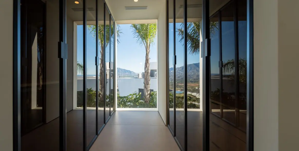 Продажа  отдельно стоящей виллы в La Cala Golf 29