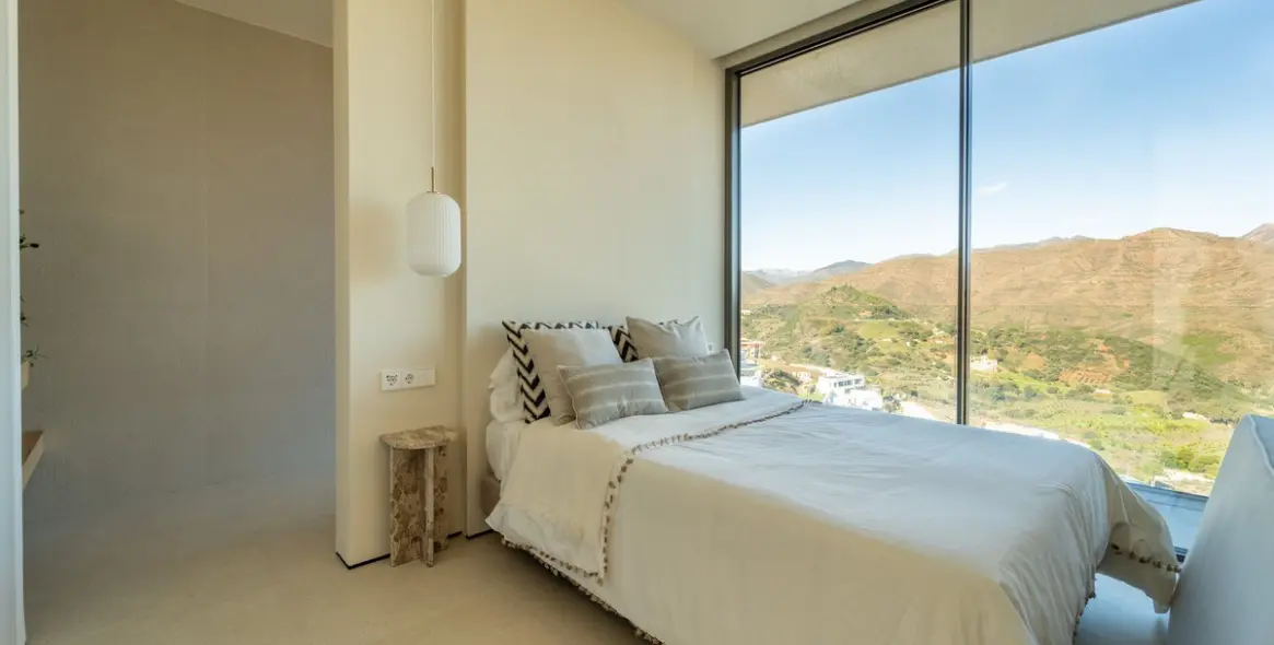 Продажа  отдельно стоящей виллы в La Cala Golf 34