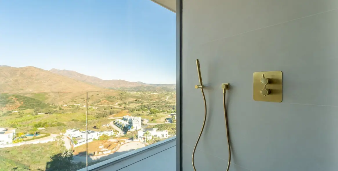 Продажа  отдельно стоящей виллы в La Cala Golf 37