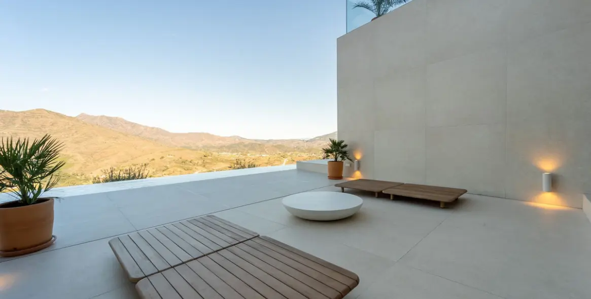 Продажа  отдельно стоящей виллы в La Cala Golf 44