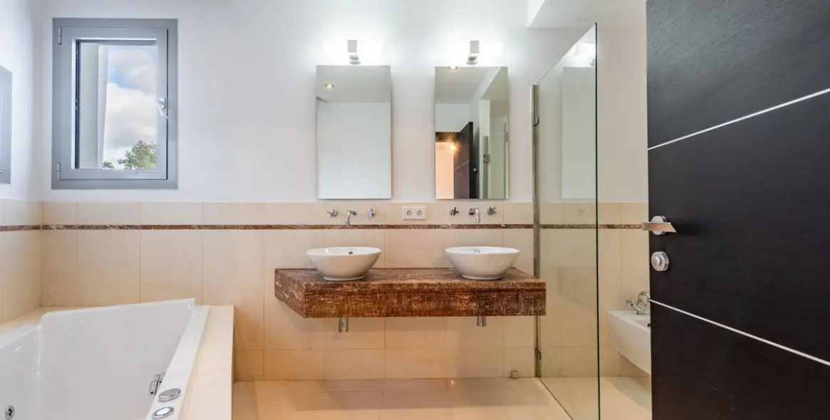 Venta de adosado en The Golden Mile 24