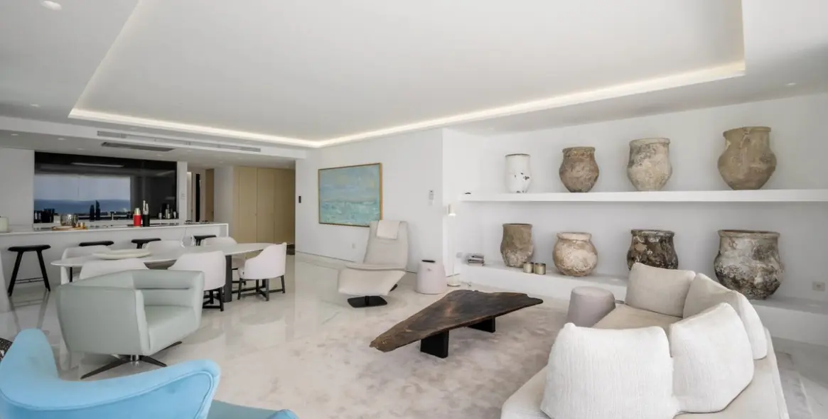 Краткосрочная аренда апартаментов на среднем этаже в Estepona 9