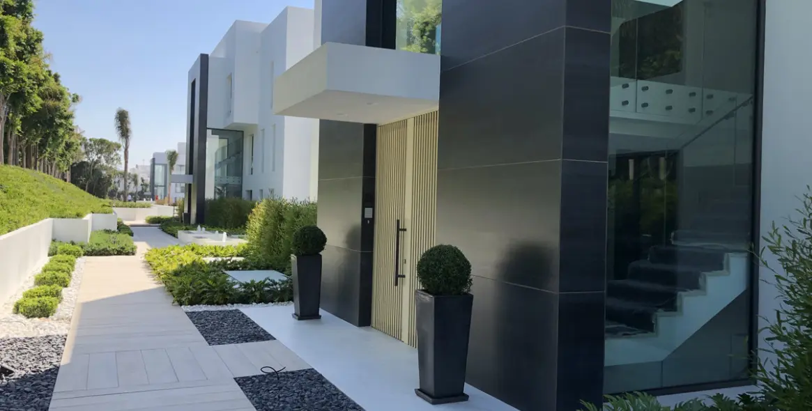 Краткосрочная аренда апартаментов на среднем этаже в Estepona 35