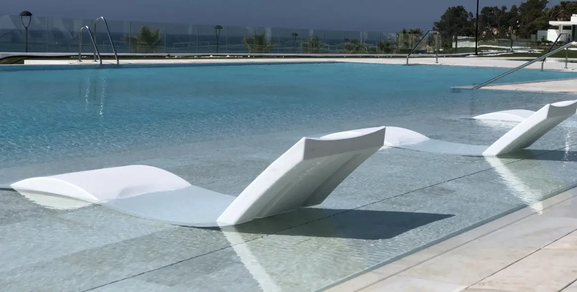 Alquiler a largo plazo de apartamento en planta media en Estepona 27