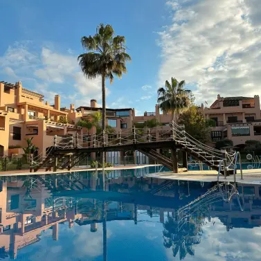 Long-term rent of middle floor apartment in Guadalmina Baja