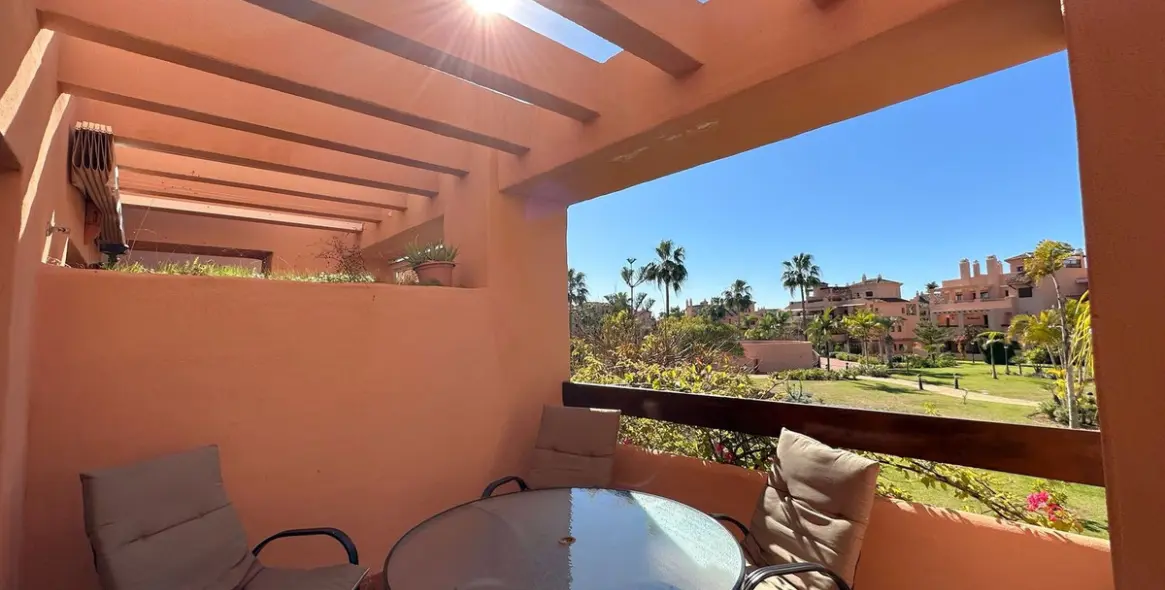 Long-term rent of middle floor apartment in Guadalmina Baja 8