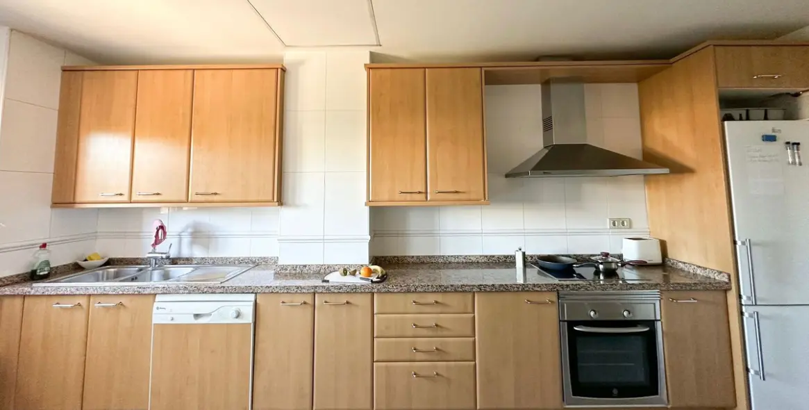 Long-term rent of middle floor apartment in Guadalmina Baja 10