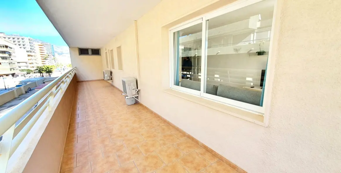 Sale of middle floor apartment in Fuengirola 5