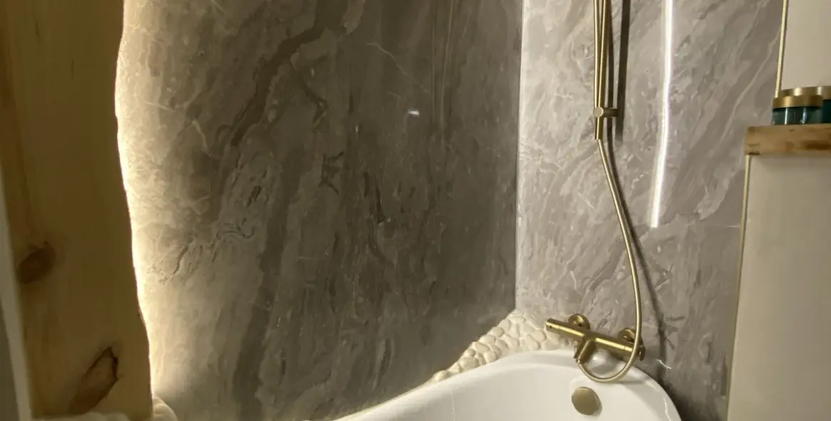 Sale of middle floor apartment in Fuengirola 16