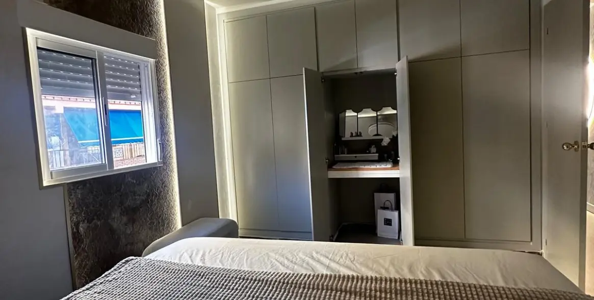 Sale of middle floor apartment in Fuengirola 19