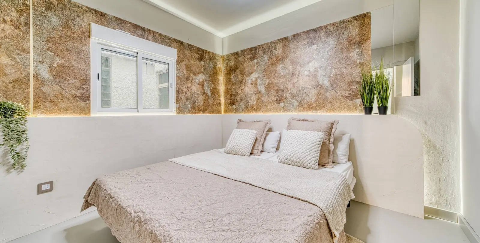 Sale of middle floor apartment in Fuengirola 7