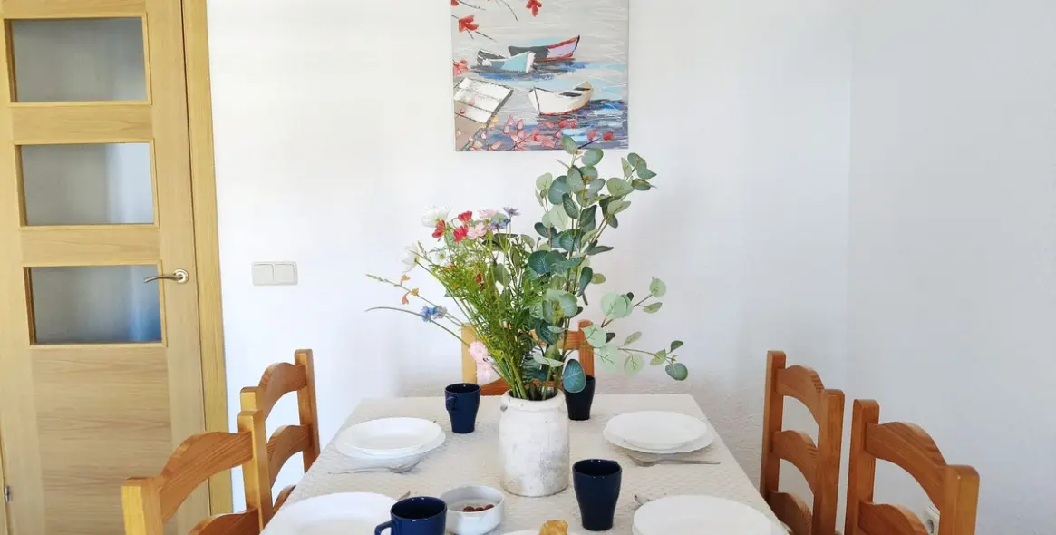 Sale of middle floor apartment in Fuengirola 20