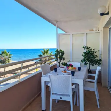 Venta de apartamento en planta media en Fuengirola