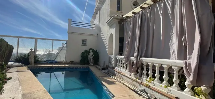 Sale of townhouse in Benalmadena 1