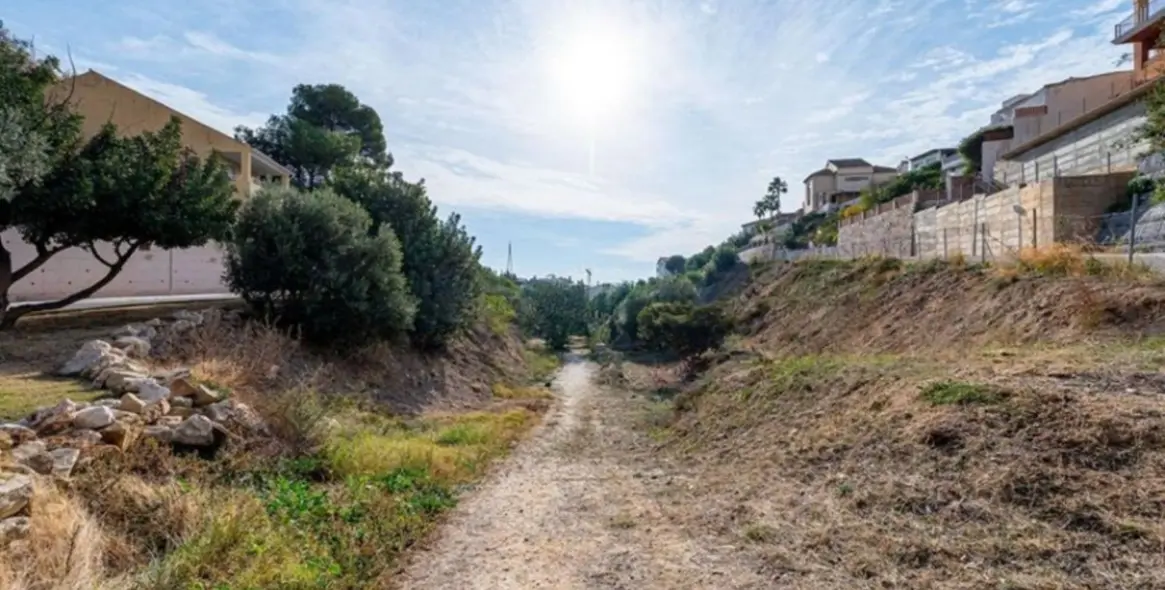 Sale of residential plot in Torreblanca 5