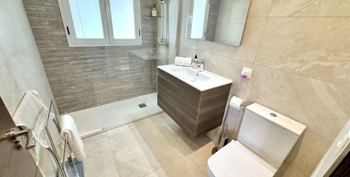 Sale of detached villa in Nueva Andalucía 15