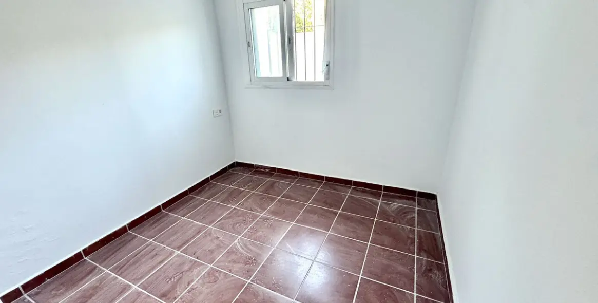 Venta de villa independiente en Nueva Andalucía 29