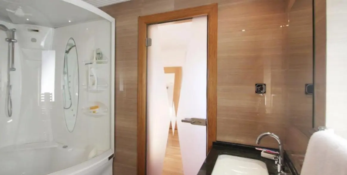 Продажа  отдельно стоящей виллы в Artola 30