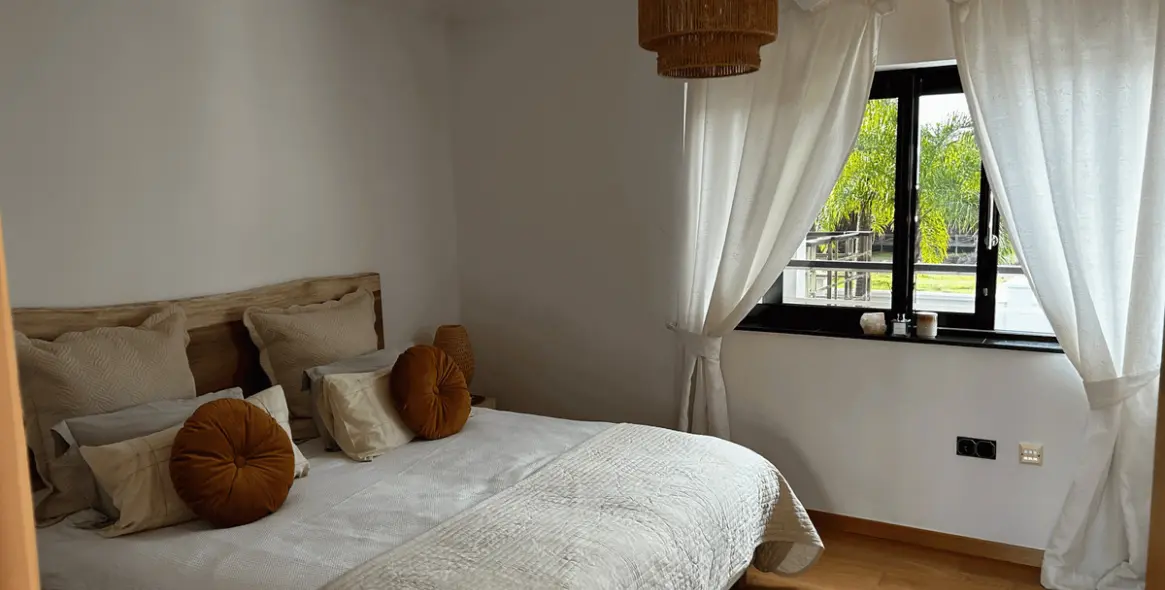 Продажа  отдельно стоящей виллы в Artola 31