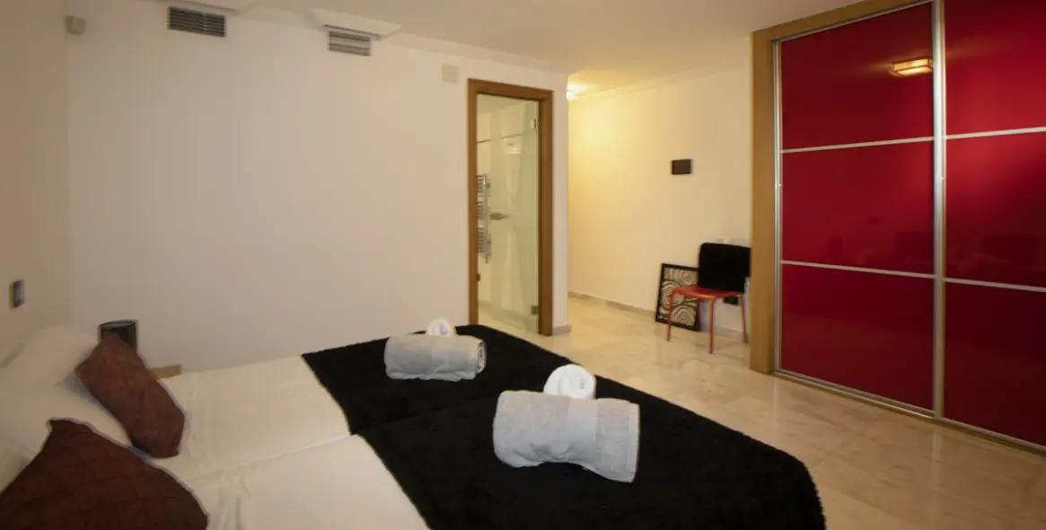 Продажа  отдельно стоящей виллы в Artola 37