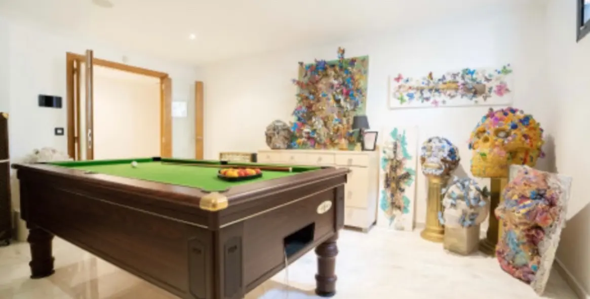 Продажа  отдельно стоящей виллы в Artola 42