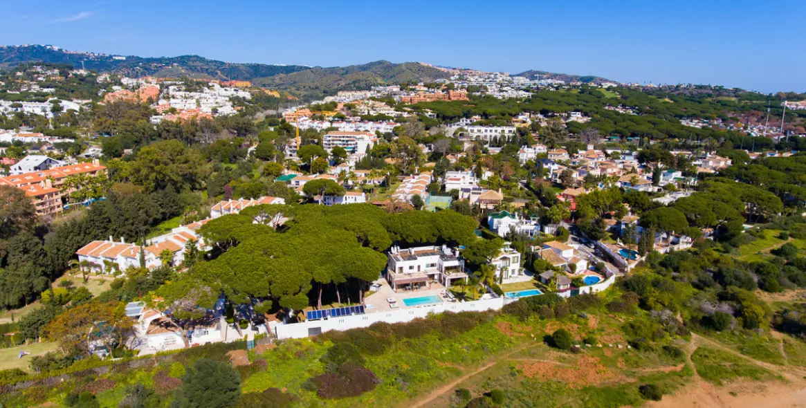 Продажа  отдельно стоящей виллы в Artola 50