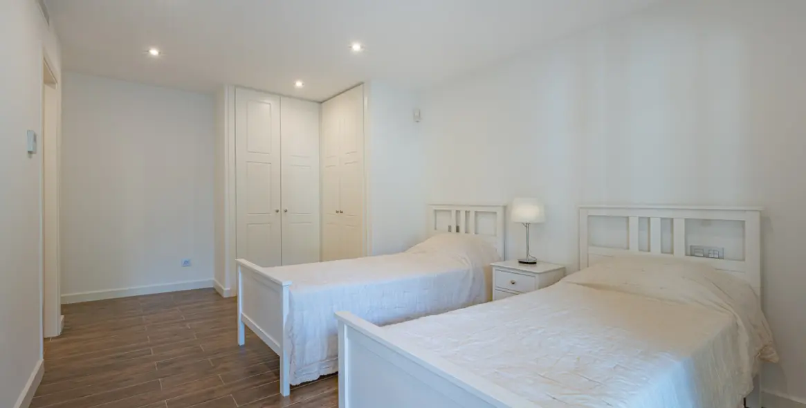 Долгосрочная аренда  отдельно стоящей виллы в Nagüeles 22