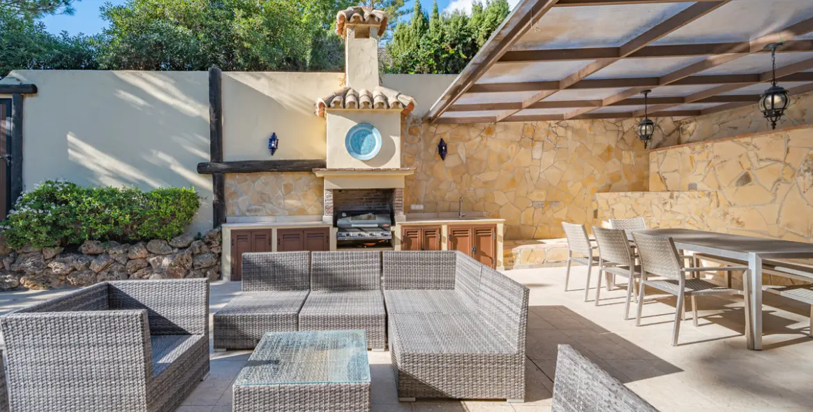 Долгосрочная аренда  отдельно стоящей виллы в Nagüeles 32