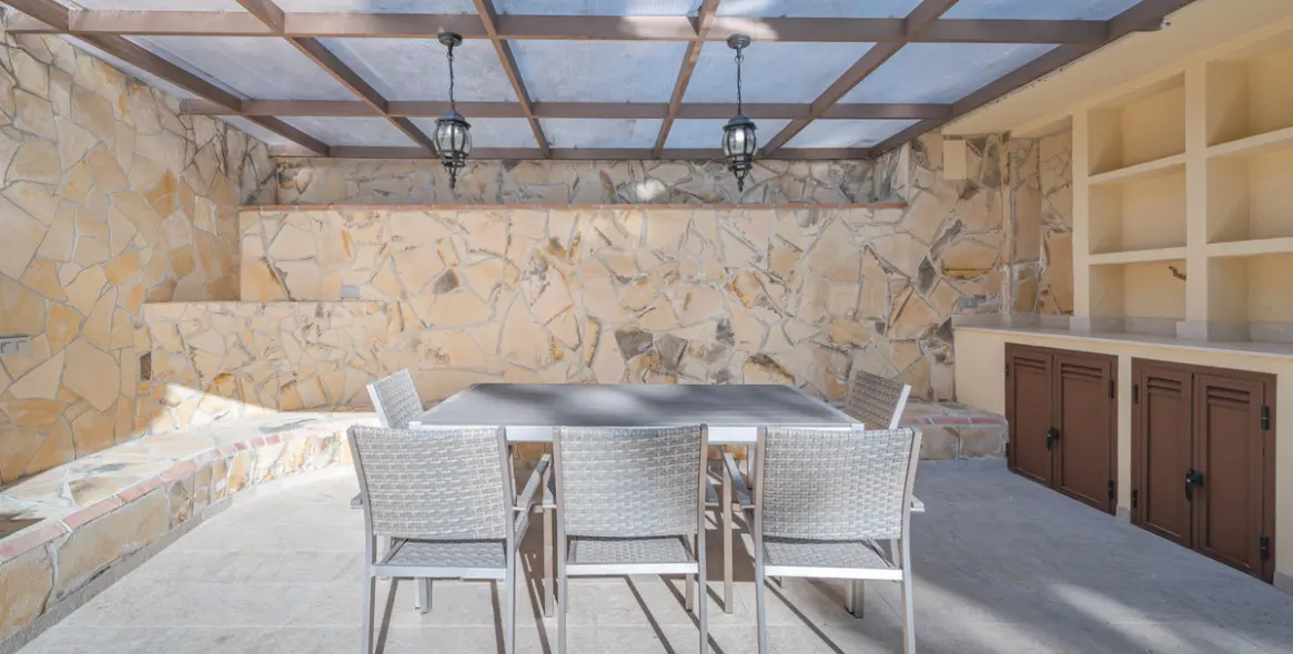 Долгосрочная аренда  отдельно стоящей виллы в Nagüeles 33