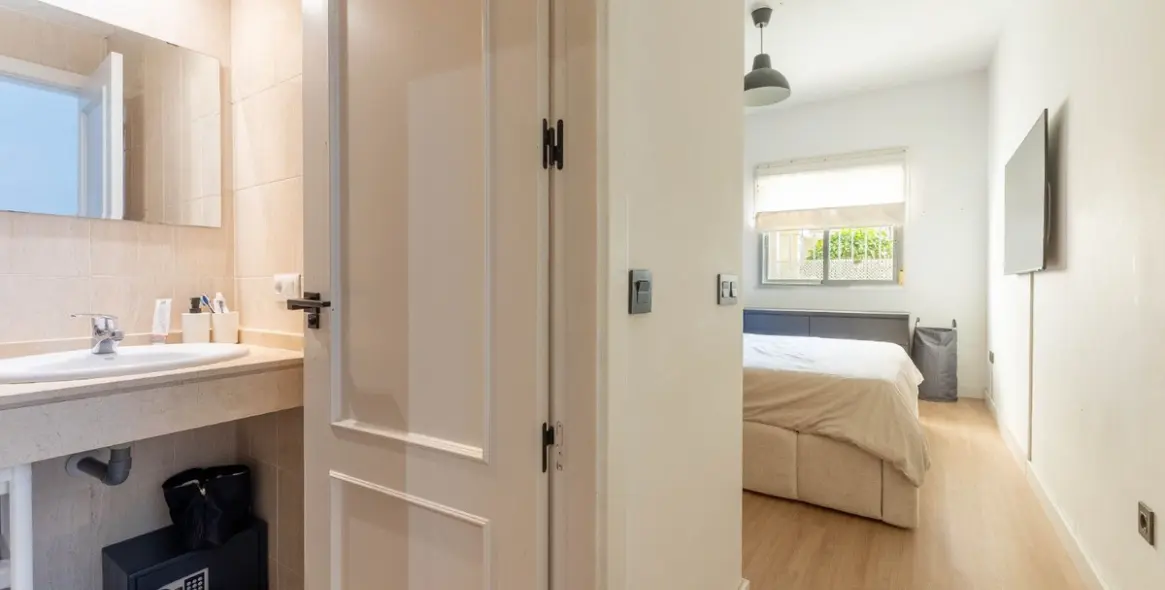 Sale of ground floor apartment in La Cala Hills 10