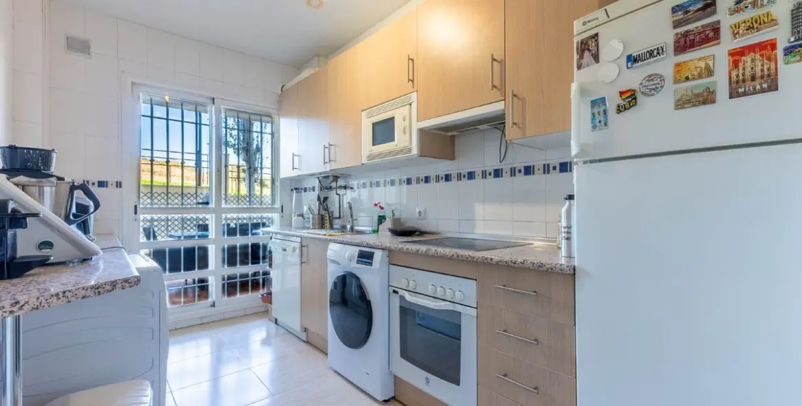 Sale of ground floor apartment in La Cala Hills 12