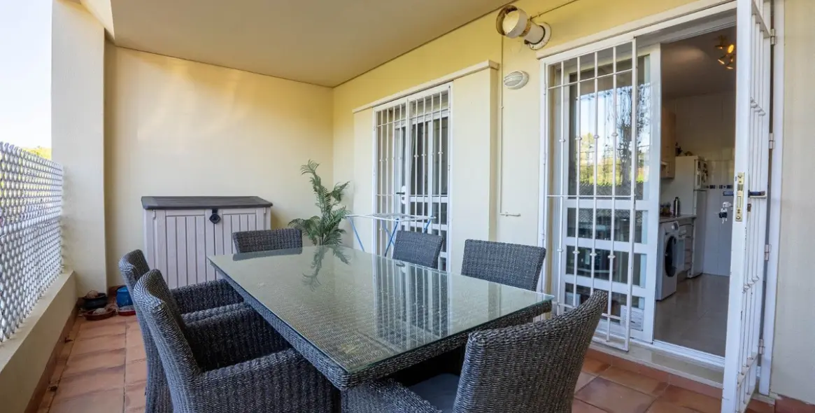 Sale of ground floor apartment in La Cala Hills 18