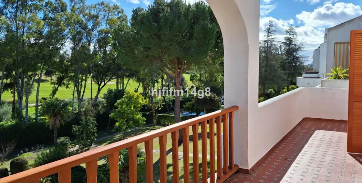 Продажа пентхауса в Nueva Andalucía 1