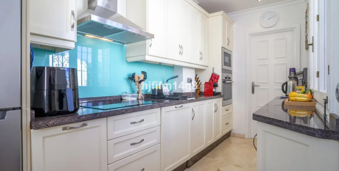 Продажа пентхауса в Nueva Andalucía 9