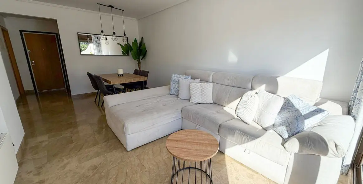 Продажа апартаментов на среднем этаже в Selwo 3