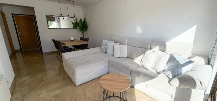 Продажа апартаментов на среднем этаже в Selwo 2