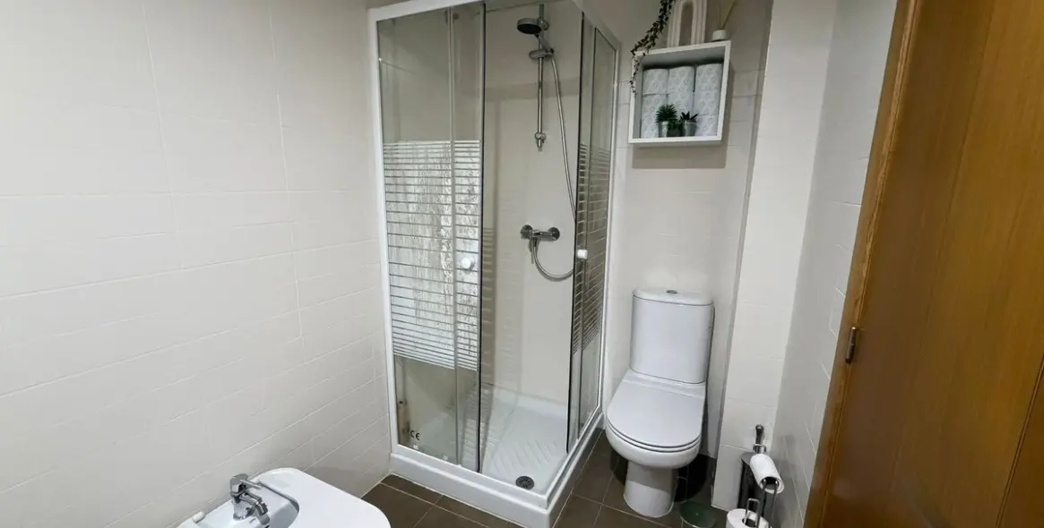 Sale of middle floor apartment in Selwo 25