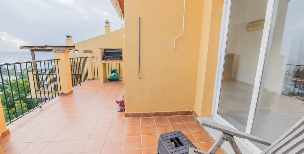 Продажа  отдельно стоящей виллы в Fuengirola 13