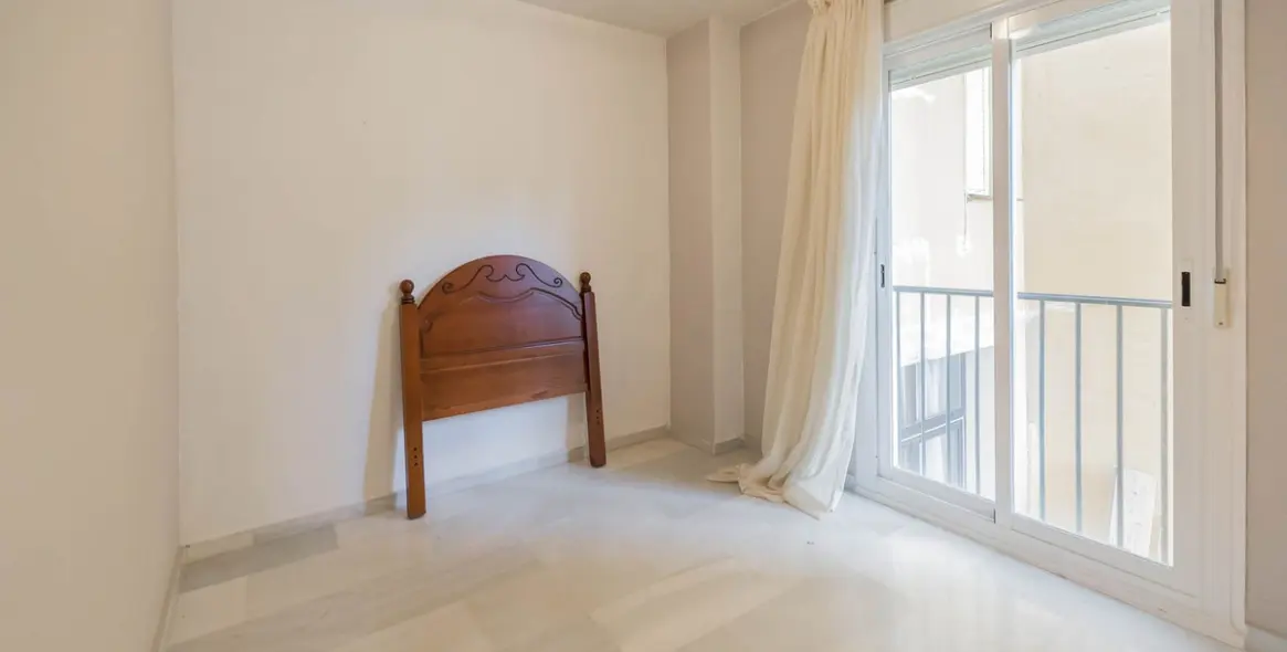 Sale of detached villa in Fuengirola 32